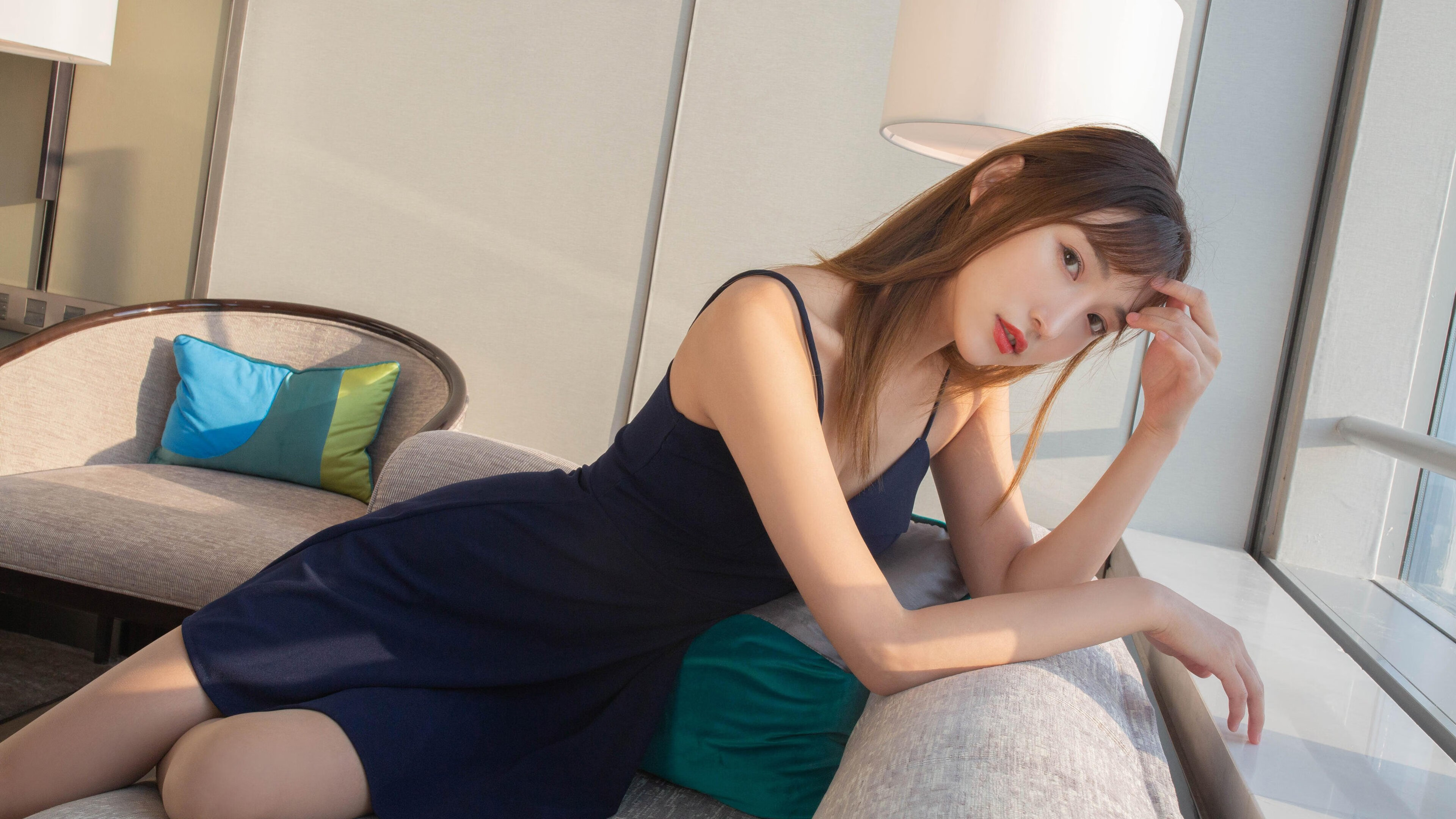 跳水发挥稳定瑞士晋级四强，瑞士跳水小姐姐