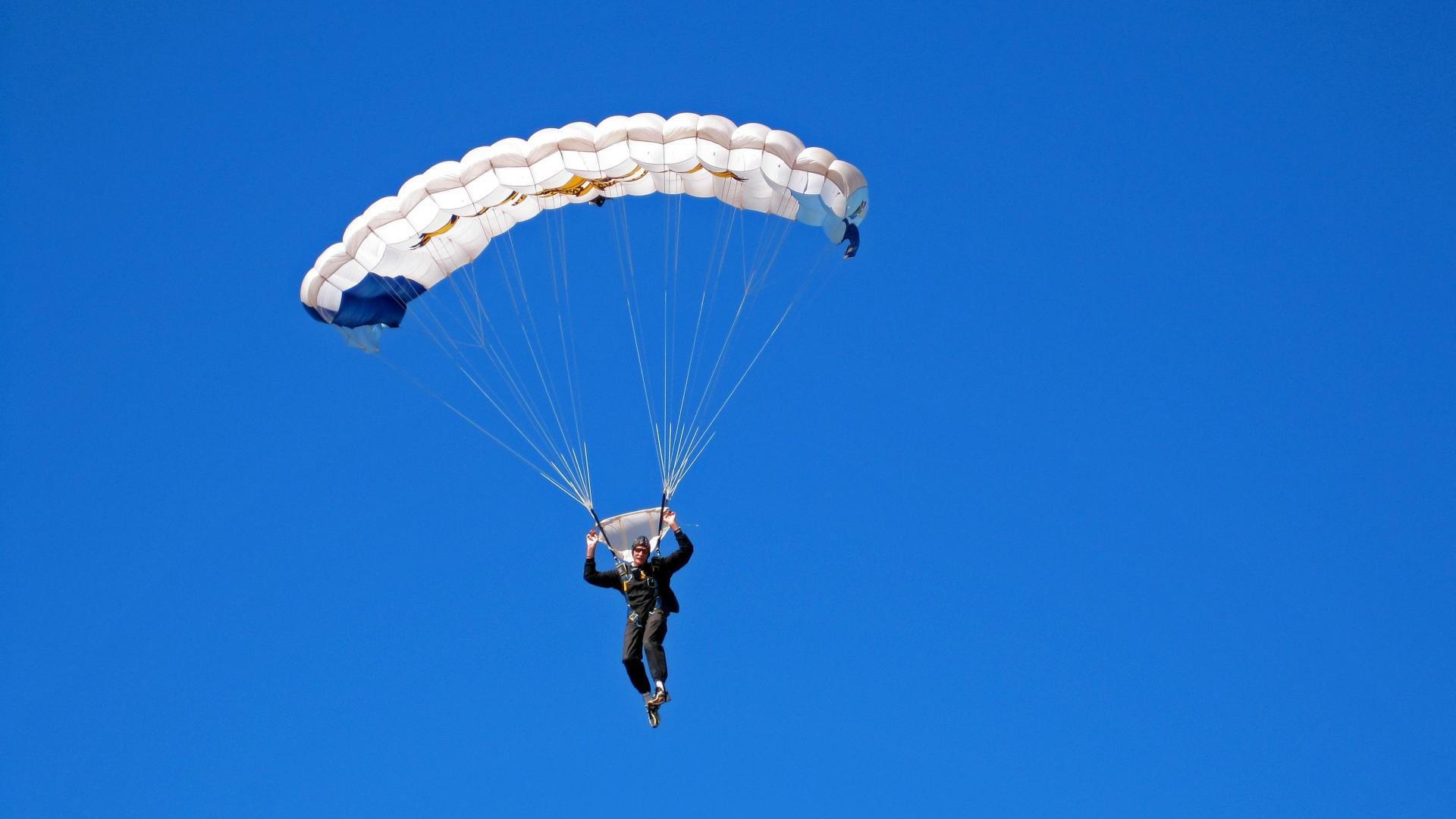 “未来导师”青少年篮球培训师专项研修在上海成功举行，提升教练专业素养
